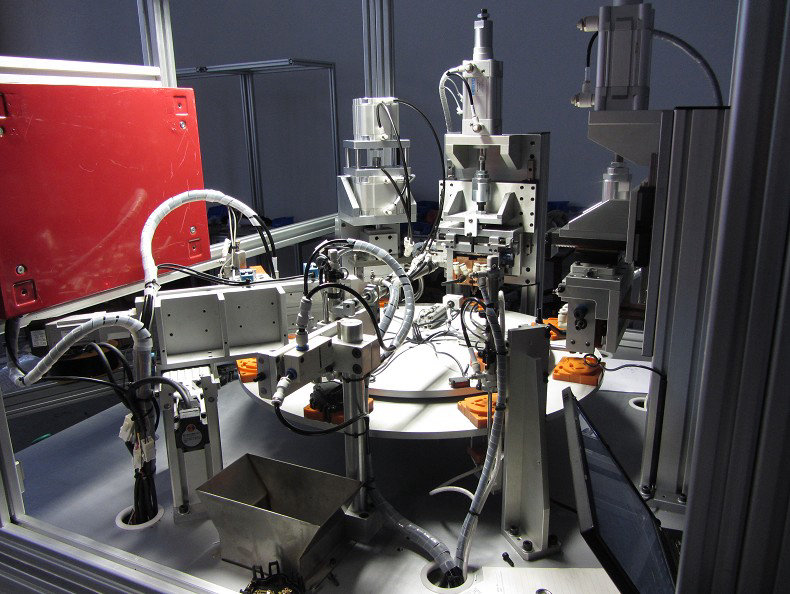 自动化锁螺丝机